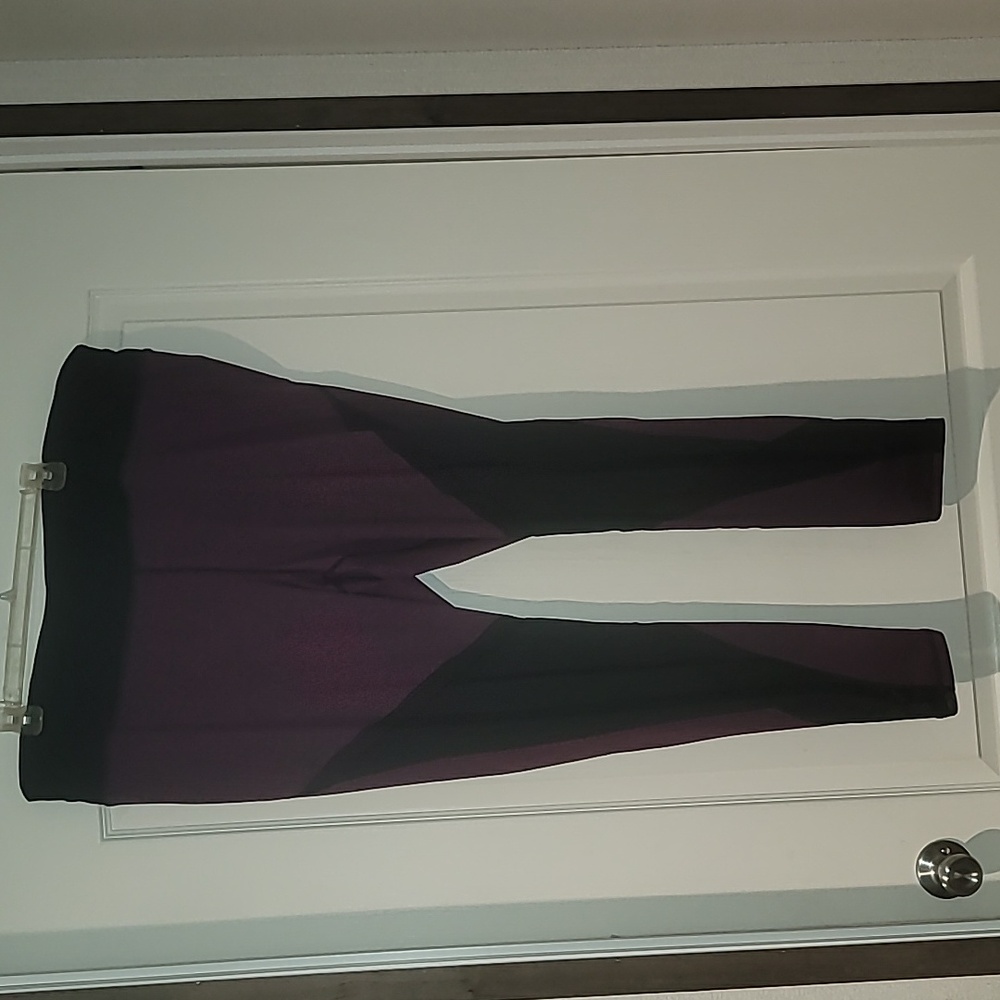 LIVI ACTIVE Women's Plus Purple and Black/Leggings Sz 22/24